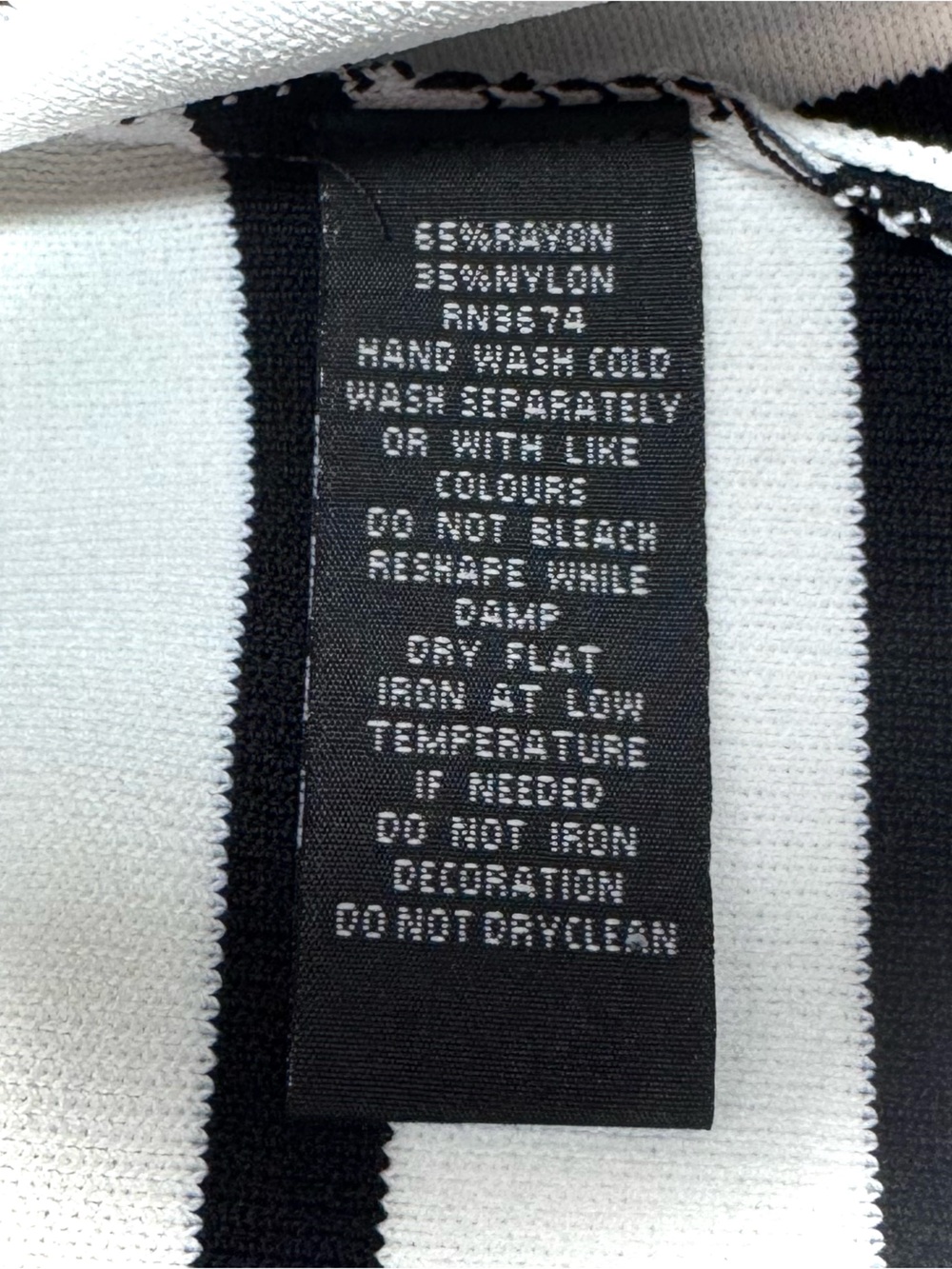 Black & White V‑Neck Striped Top - Picture 5 of 6